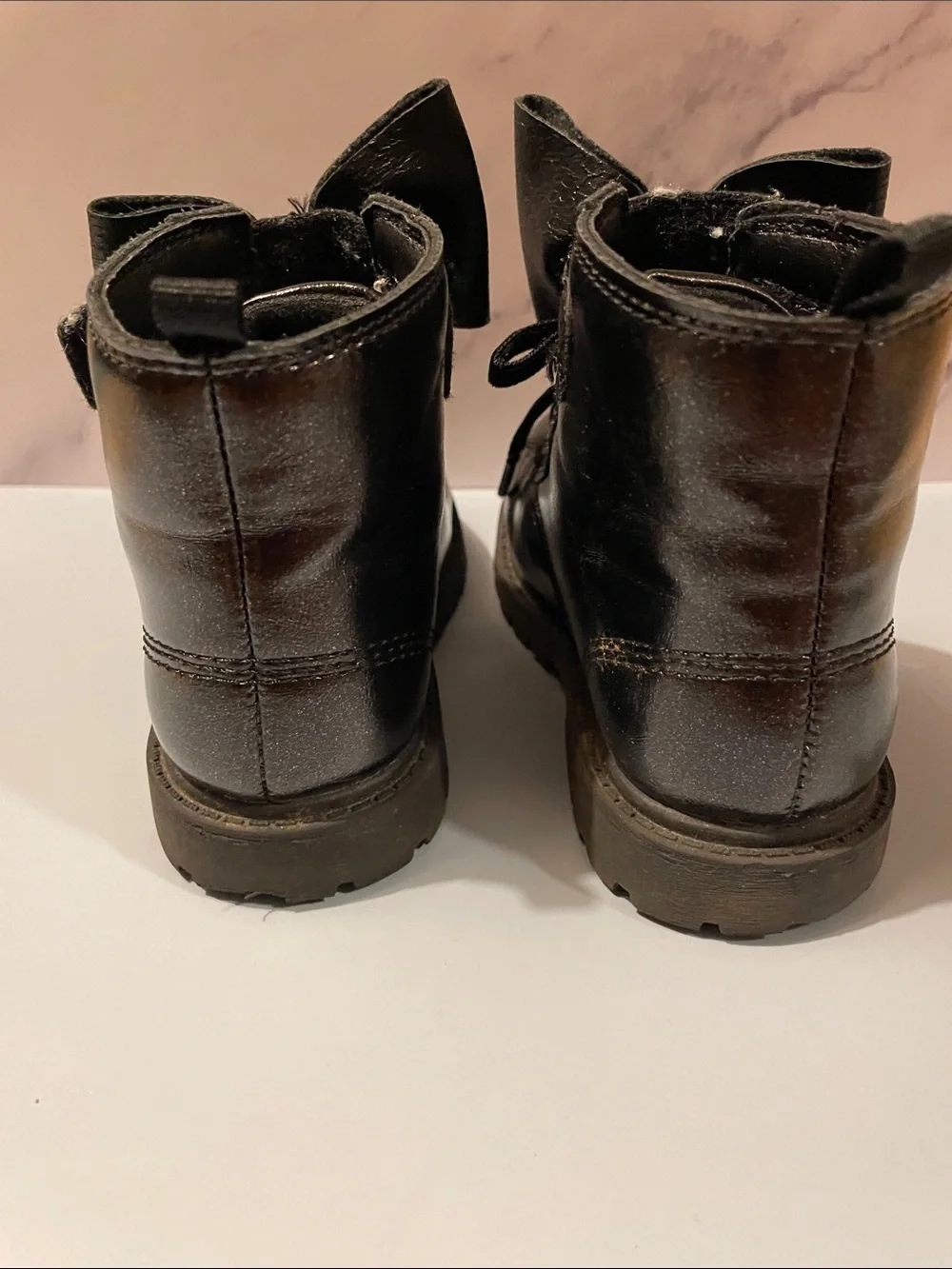 Carter’s Toddler Girl Size 9 Black Patent Faux Leather Bow Detail Lace-Up Boots